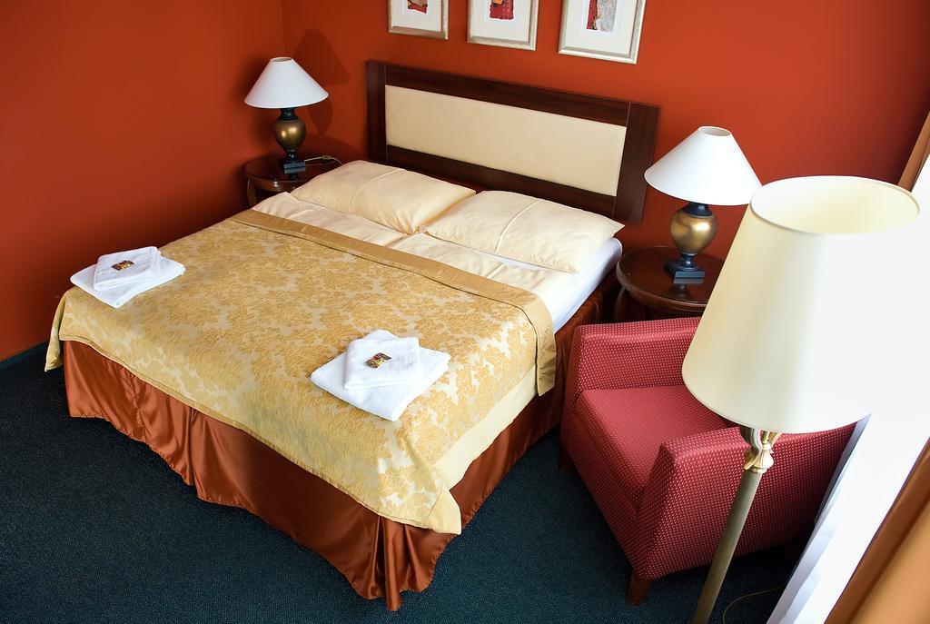 Hotel Rieger Garni Jicin Room photo